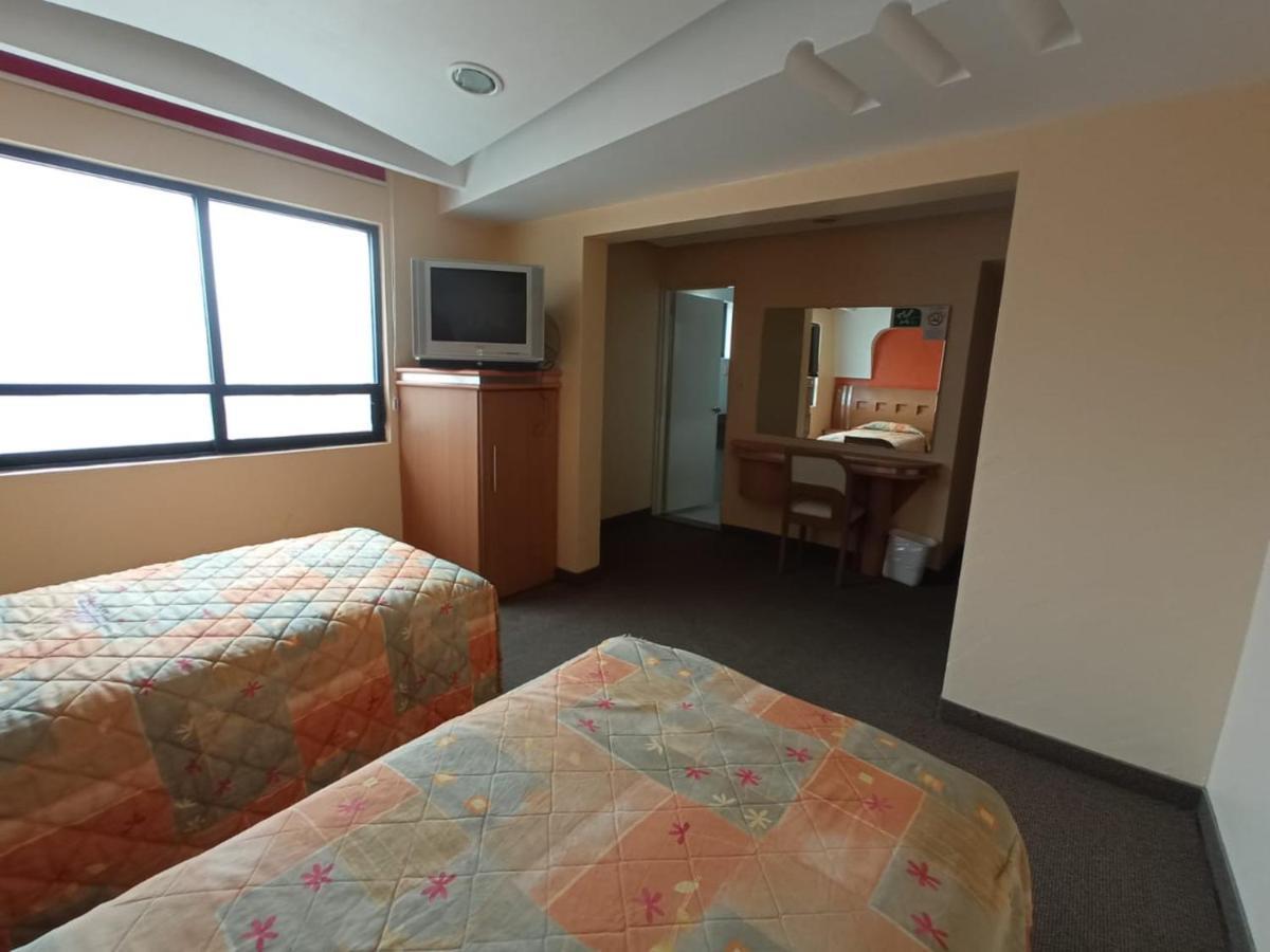 Hotel Terminal De Puebla Ngoại thất bức ảnh